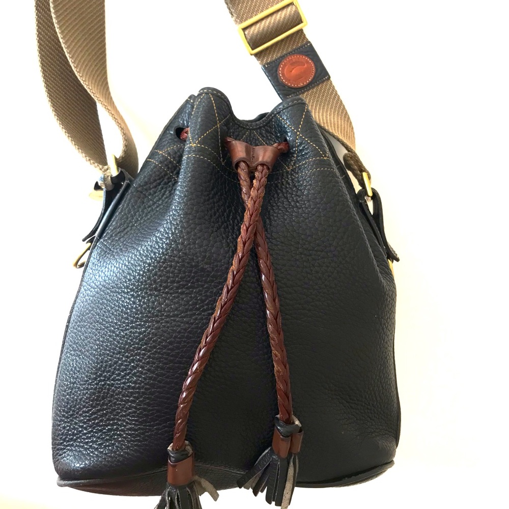 Dooney & Bourke vintage leather bucket bag